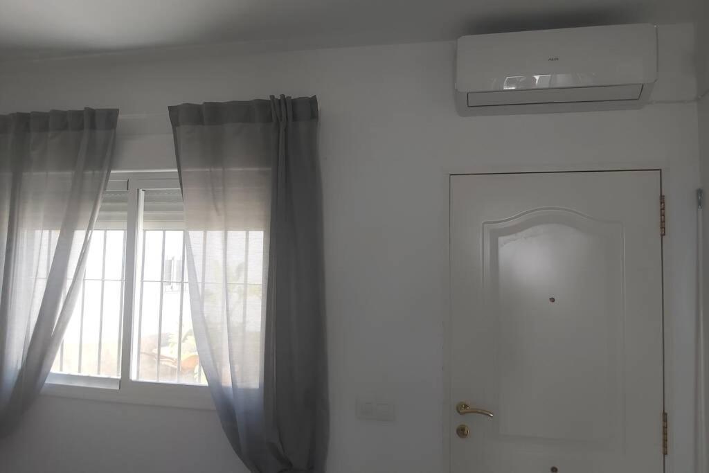 Villa Casa totalmente nueva a 50 metros de la playa El Palmar  Exterior foto